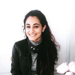 Meet your Posher, Dalia